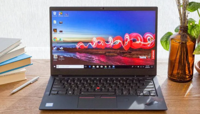 联想ThinkPad X1 Carbon（2018）如何u盘重装系统”
